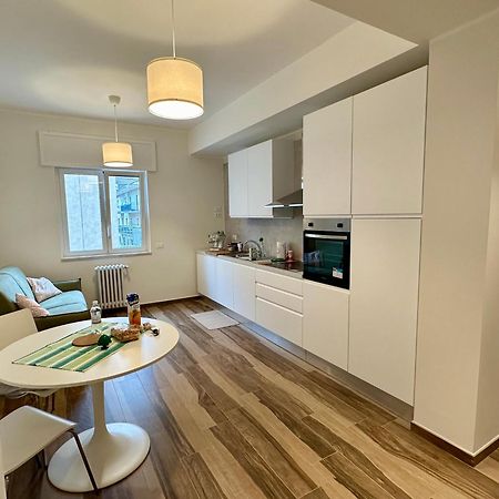 Rainbow Luxury Home Bari - Sea View Kültér fotó
